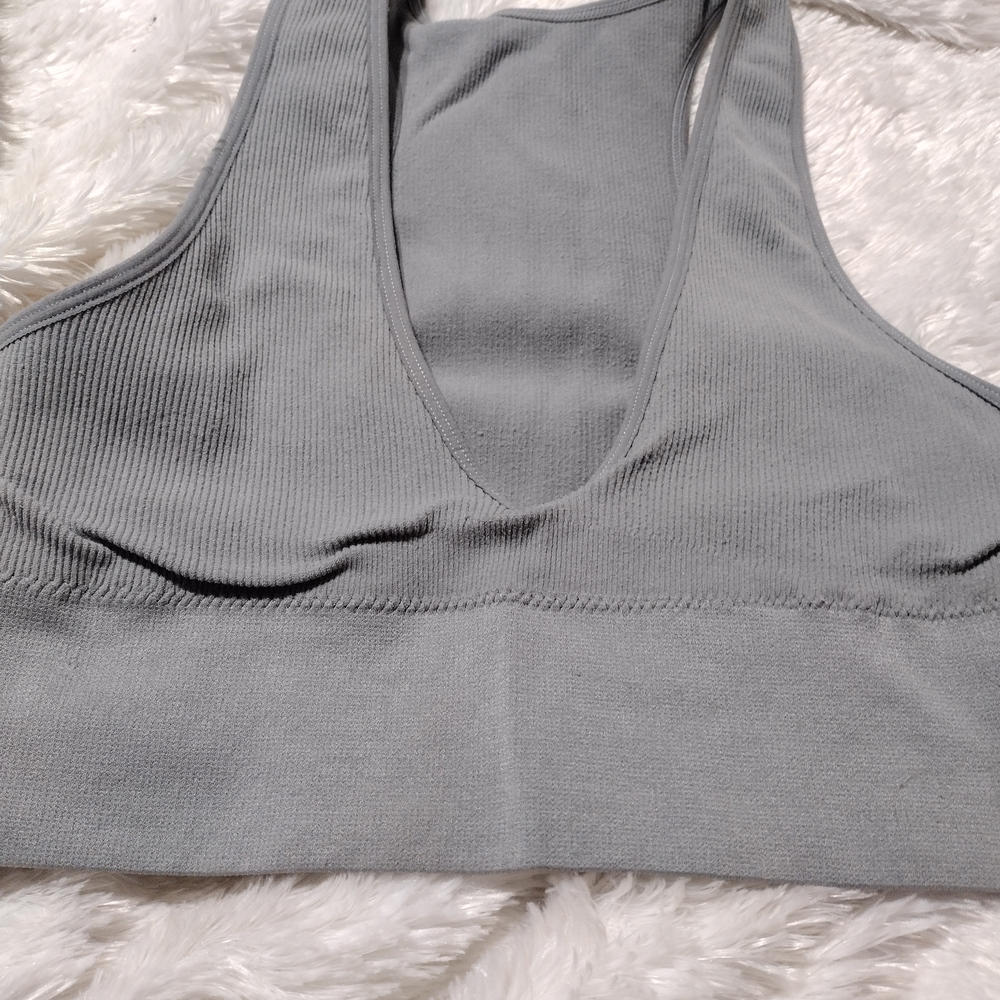 Gray Ribbed Out From Under Hailey Seamless Plunge Tank/ XL/ No Tags/ Info